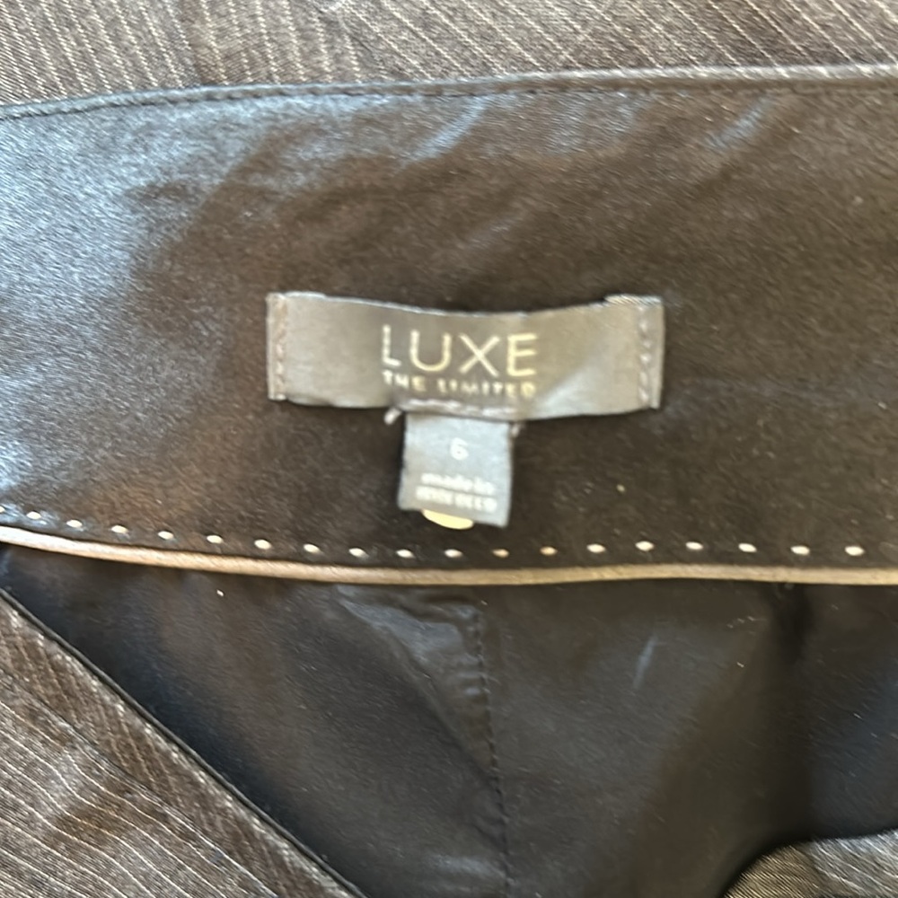 The Limited Luxe Suiting Skirt Sz 6 - dark charcoal with stripe - fully lined - Picture 5 of 5